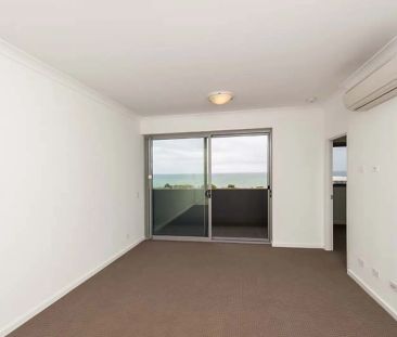 Beach-side Apartment. - Photo 4