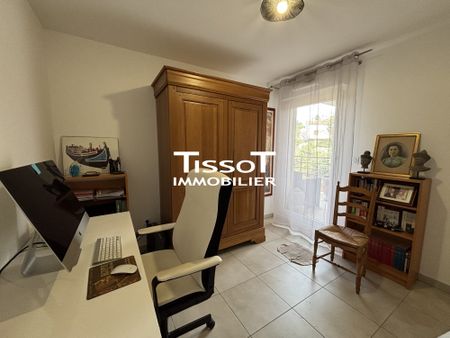Location Appartement 3 pièces 64m² NIMES 30000 - Photo 4