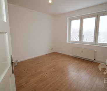 Sofort Einziehen - niedliche 2 Raum Wohnung mit Einbauküche und Dus... - Photo 6