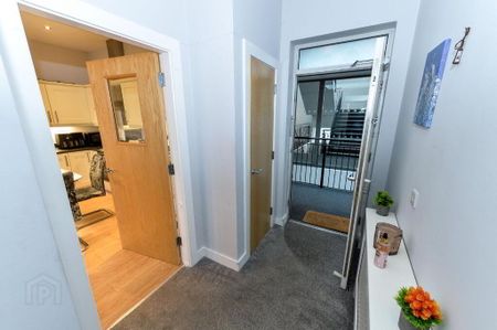 35 Lagmore View Road, Dunmurry, Belfast, BT17 0FR - Photo 5