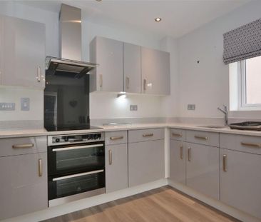 2 bedroom apartment to rent - Photo 3