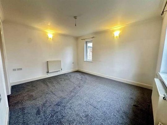 Derlyn Road, Fareham, PO16 - Photo 1