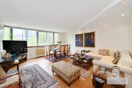 2 bed flat to rent in The Quadrangle Tower, London, W2 2 - Photo 4