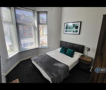 1 bedroom in a house share to rent - Photo 4