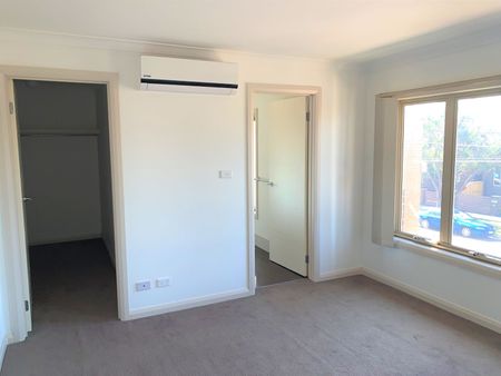 AVAILABLE NOW - THREE BEDROOM PLUS OPEN STUDY - Walk to the beach FOUR SPLIT SYSTEMS - Photo 5