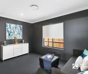 SIMPLEY STUNNING HOME with DUCTED AIR-CONDTIONING - RENT INCREASING... - Photo 1