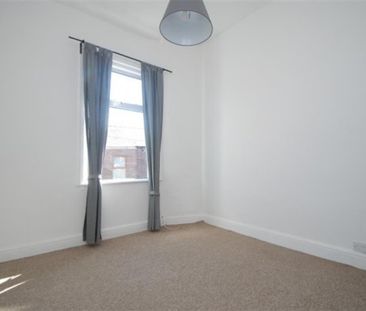 2 bedroom House To Let - Photo 3