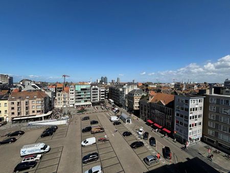 Ruim appartement met 2 slaapkamers te centrum Oostende! - Foto 2