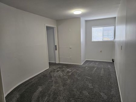 Spacious Basement Suite - Photo 2