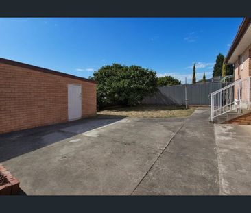 Perfectly positioned in Preston! - Photo 4