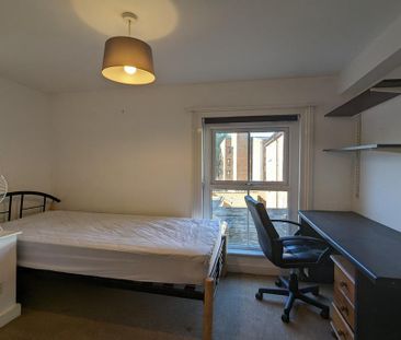 5 bedroom terraced house to rent - Photo 3