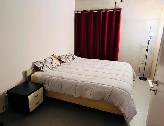 Helle, moderne 2-Zimmer-Wohnung mit Balkon - Photo 1