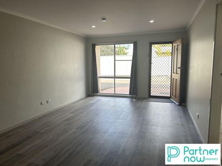 2/73 Crown Street, TAMWORTH NSW 2340 - Photo 2