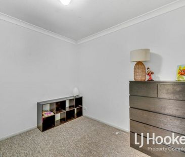 Spacious Family Living with Generous Yard - Photo 6