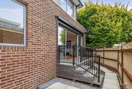 3/2 Lees Street, Mckinnon - Photo 2