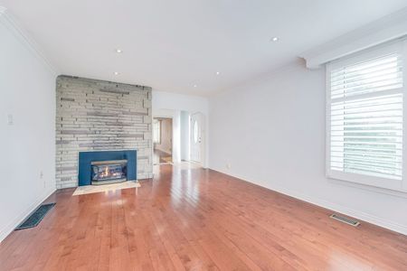 For Lease - 2181 Courtland Drive, Burlington, Ontario - Photo 4