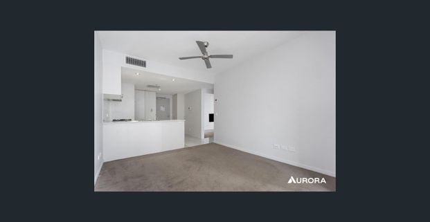 Elevated Brisbane Living with Panoramic City Views - Photo 1