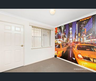 2/11 Bradley Street, Yokine, WA 6060 - Photo 6