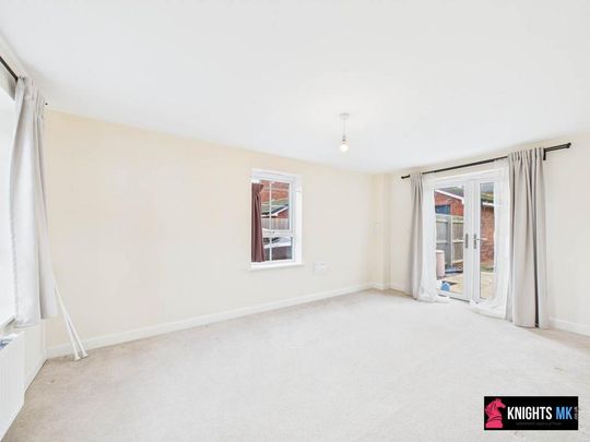 4 bedroom detached house to rent - Photo 1