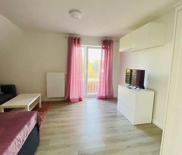 Neuwertiges 1-Zimmmer Apartment nahe Flughafen möbliert - Photo 1