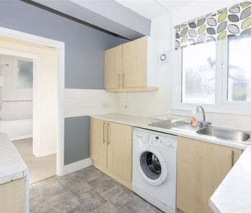 Lansdowne Road, Worthing - Photo 2