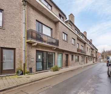 Gezellig appartement met ruim zuidgericht terras in Drongen! - Photo 2