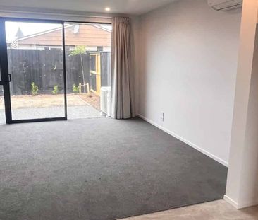 Immaculate townhouse in a quiet Avonside street with allocated carp... - Photo 1
