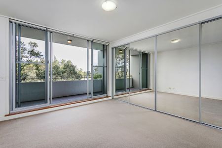 430/25 Bennelong Parkway, Wentworth Point - Photo 5