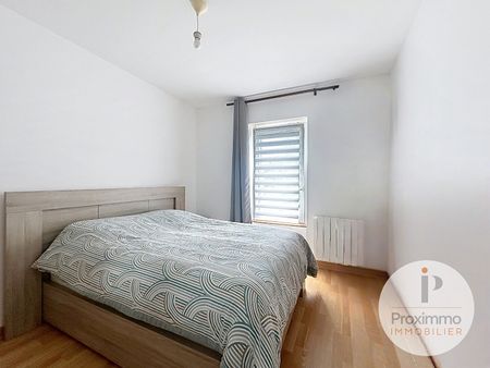 Location Appartement 4 pièces 96m² - Photo 3
