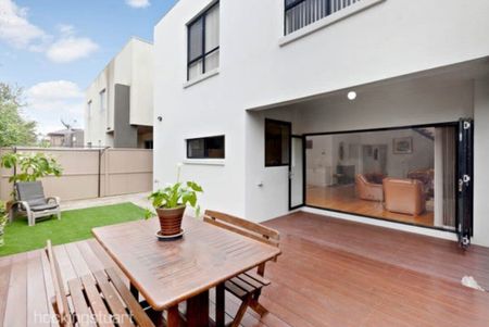 Maribyrnong - Photo 4