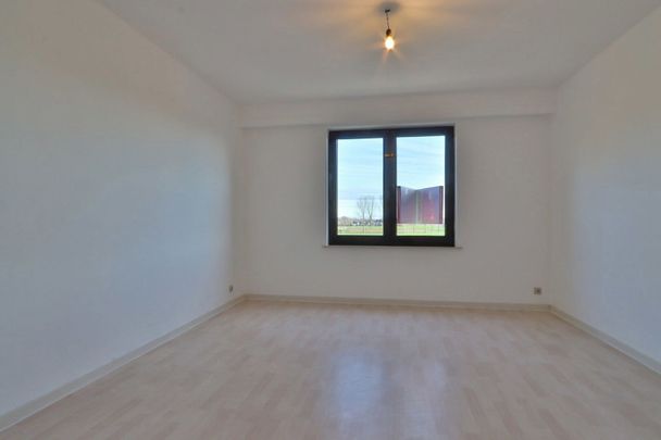 Ruim 3 slaapkamer appartement met fantastisch uitzicht op rustige locatie - Photo 1