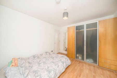 Sheerness Mews - Photo 3