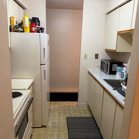 For Lease - 455 Trick Avenue, Oshawa, Ontario - Photo 1