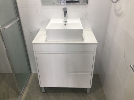 SPACIOUS 1 BEDROOM UNIT WITH AIRCON - Photo 5