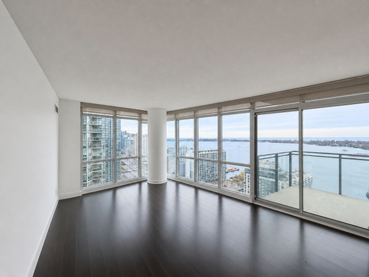 For Lease - 11 Brunel Court Unit# 3210, Toronto, Ontario - Photo 1