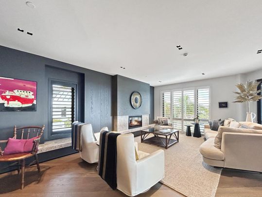 Immaculately presented fully furnished luxury ... - Photo 1