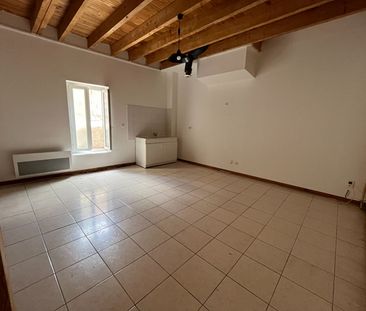 Location Appartement 2 pièces 64m² - Photo 2