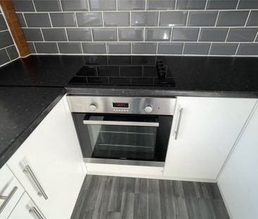 Cutlers Avenue, Kingstone, Barnsley, S70 - Photo 5
