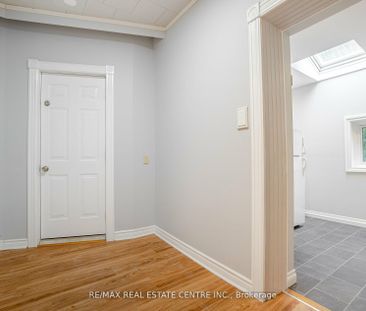 Detached Home For Lease | X8146524 - Photo 2