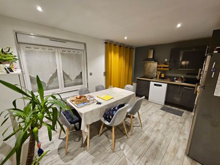 Location Appartement 3 pièces 64m² AMIENS 80090 - Photo 2