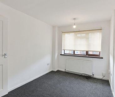 3 bedroom property to rent - Photo 2