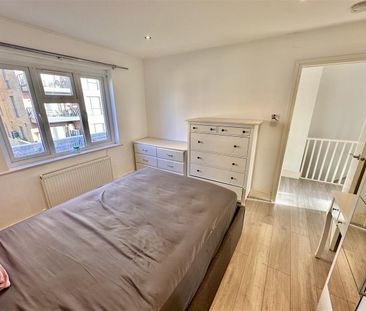 Bilton Road, Greenford - Photo 2