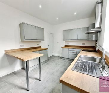2 bedroom terraced house to rent - Photo 1