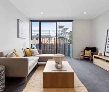 Modern City-Centre 3 Bedroom Apartment - Photo 1