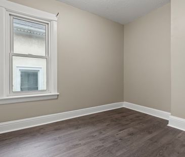 For Lease - 22 Denistoun Street, Welland, Ontario - Photo 4