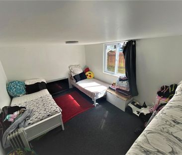 WEYMOUTH, 2 BEDROOMS - Photo 5