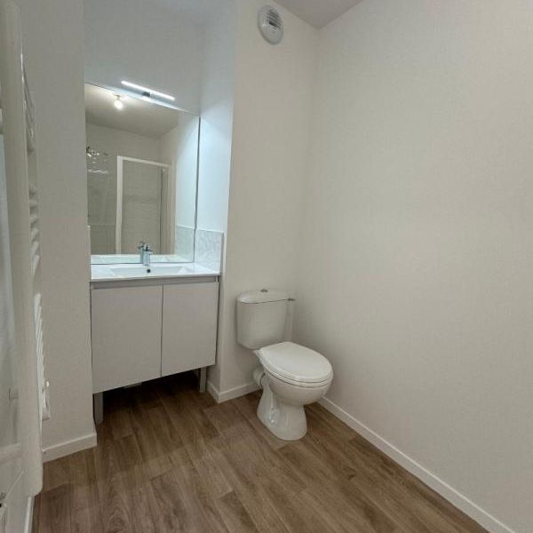 Location Appartement 2 pièces 20m² MERIGNAC 33700 - Photo 1