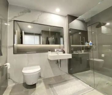 “Water views &amp; Furnished Resort Style Apartment” - Photo 2