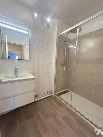 RUE JEAN JAURES - 2 PIECES - 51430 TINQUEUX - Photo 5