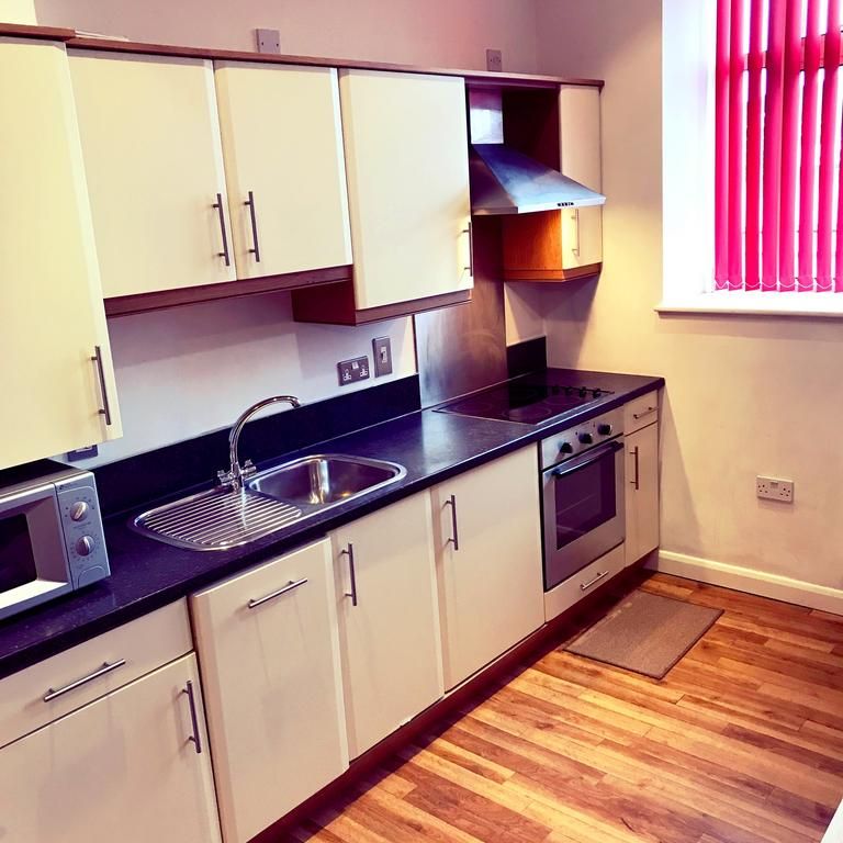 Studio to rent - Photo 1